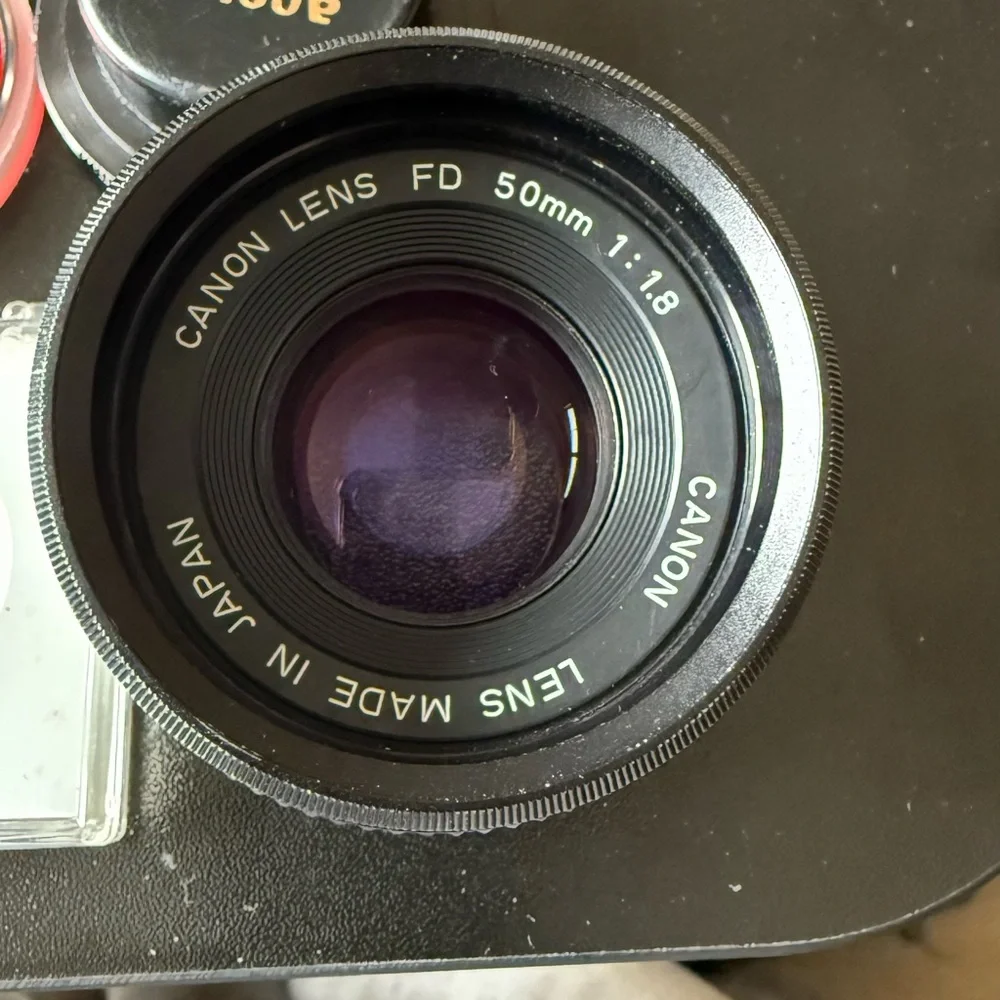 Canon Black Lens FD 50mm f/1.8